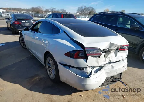 2019 Tesla Model S 100D/75D/Long Range/Standard Range из США, поврежденный, VIN 5YJSA1E29KF337311